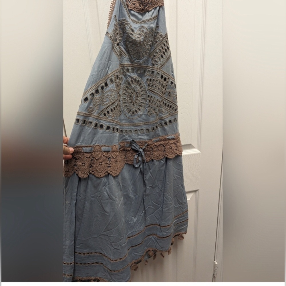 YRU Blue and Brown Backless Dress - Picture 3 of 8